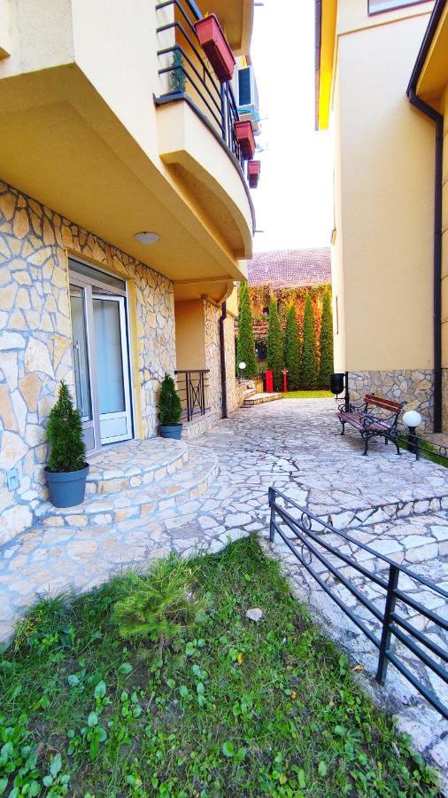 Apartman Temida Lux Vrnjačka Banja エクステリア 写真